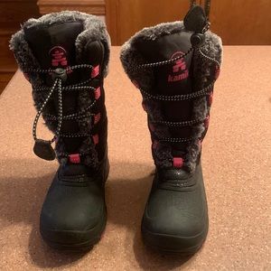 Black, grey, pink snow boots